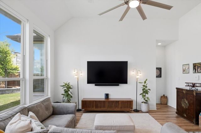 7433 Woodwheel Drive, Fort Worth, TX 76123