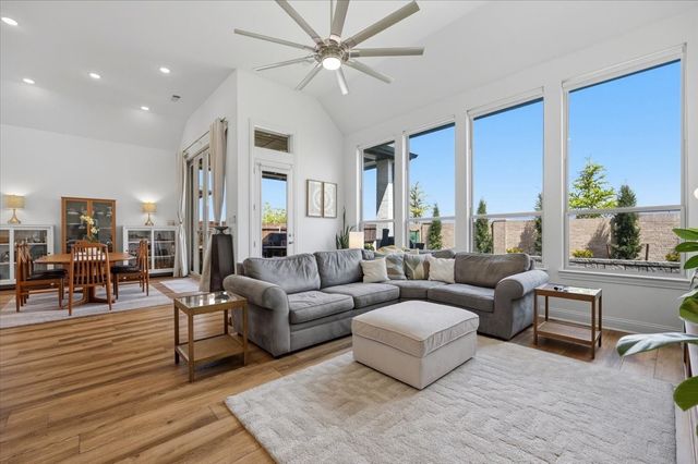 7433 Woodwheel Drive, Fort Worth, TX 76123