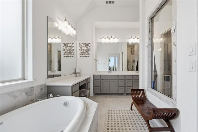 7433 Woodwheel Drive, Fort Worth, TX 76123