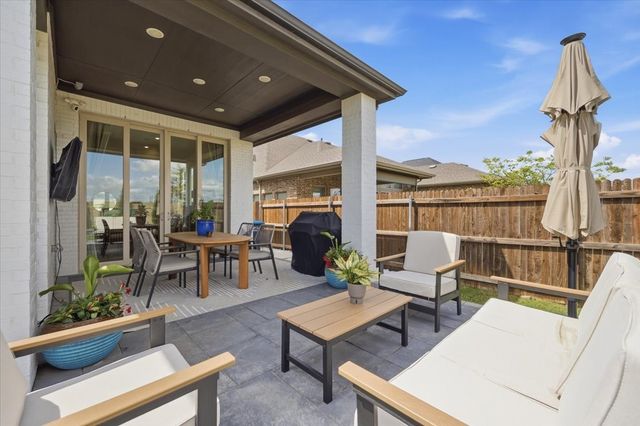 7433 Woodwheel Drive, Fort Worth, TX 76123