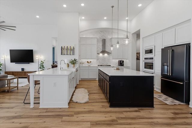 7433 Woodwheel Drive, Fort Worth, TX 76123