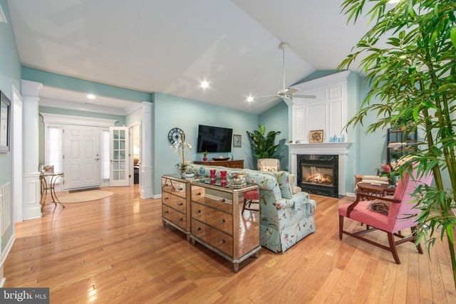 24 OLD MILL DR, Voorhees, NJ 08043