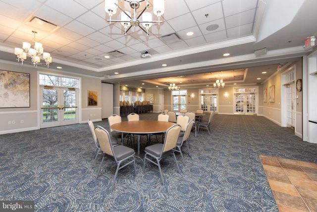 24 OLD MILL DR, Voorhees, NJ 08043