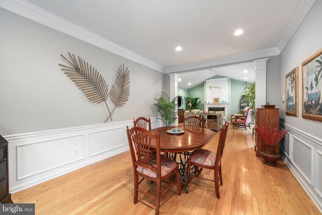 24 OLD MILL DR, Voorhees, NJ 08043