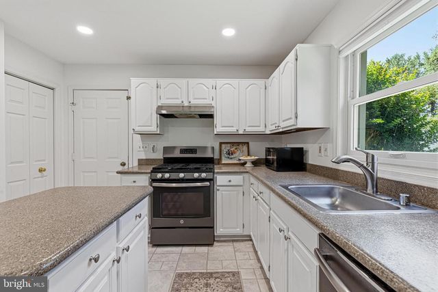 13425 ALFRED MILL CT, Herndon, VA 20171