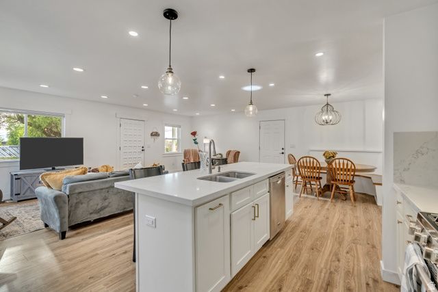 610 N MAIN ST, Centerville, UT 84014