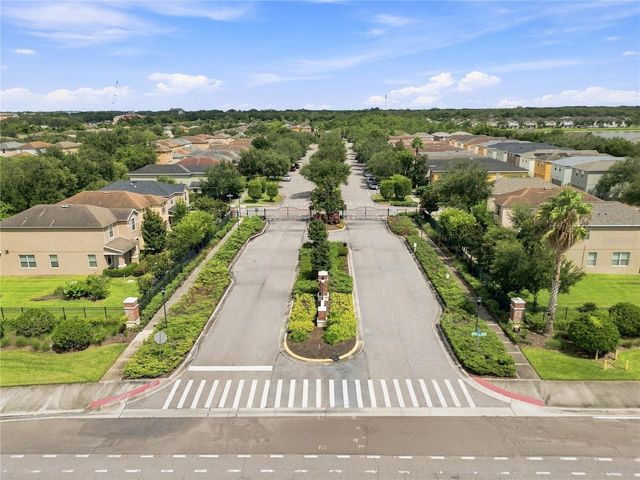 4613 SOMERSET HILL LN, Riverview, FL 33578