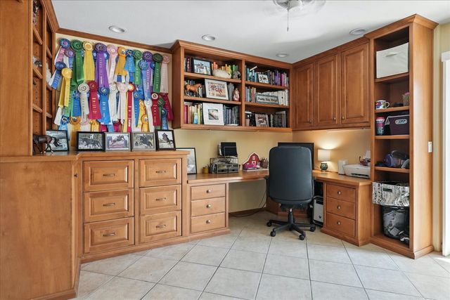 2176 N Bethel Avenue, Sanger, CA 93657