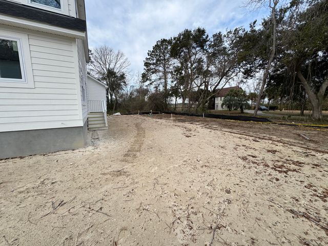 2028 River Bend Drive, Charleston, SC 29412