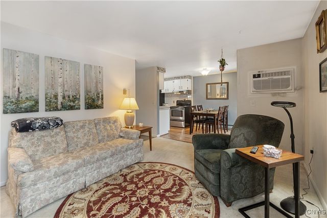 32 Watertree Drive, Dewitt, NY 13057