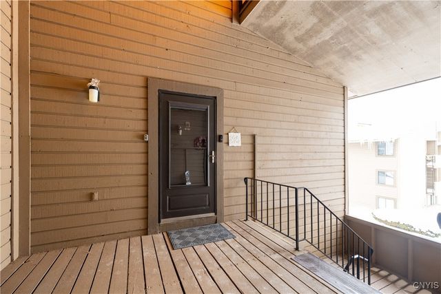 32 Watertree Drive, Dewitt, NY 13057