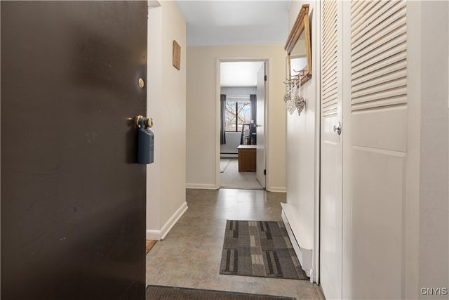 32 Watertree Drive, Dewitt, NY 13057