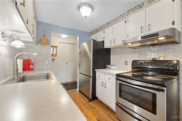 32 Watertree Drive, Dewitt, NY 13057