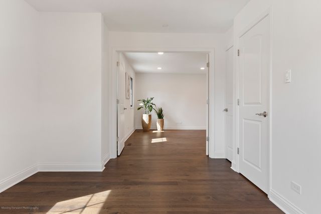 674 Plum Tree Road, Barrington Hills, IL 60010