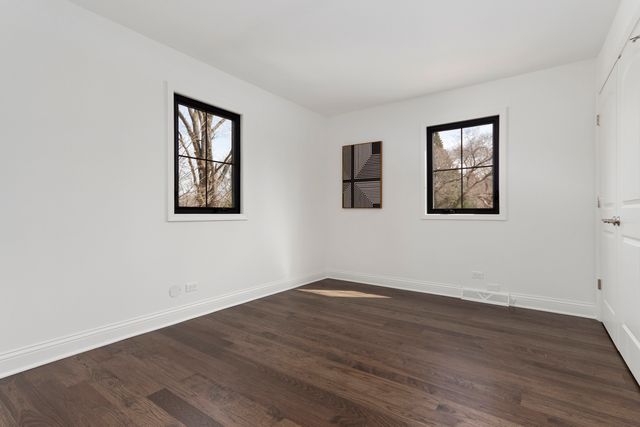 674 Plum Tree Road, Barrington Hills, IL 60010