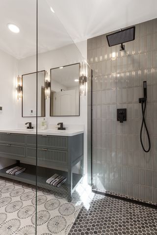 674 Plum Tree Road, Barrington Hills, IL 60010