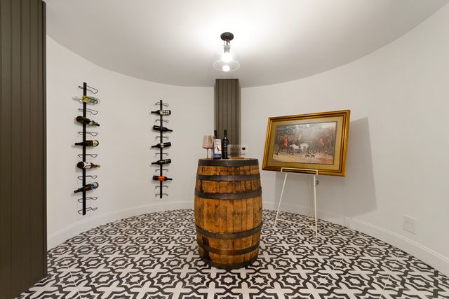 674 Plum Tree Road, Barrington Hills, IL 60010