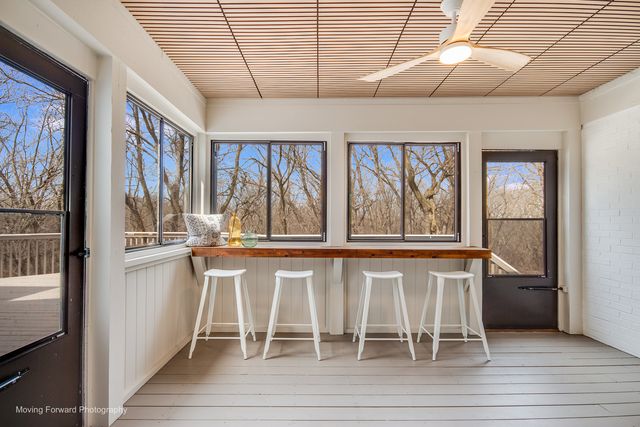 674 Plum Tree Road, Barrington Hills, IL 60010