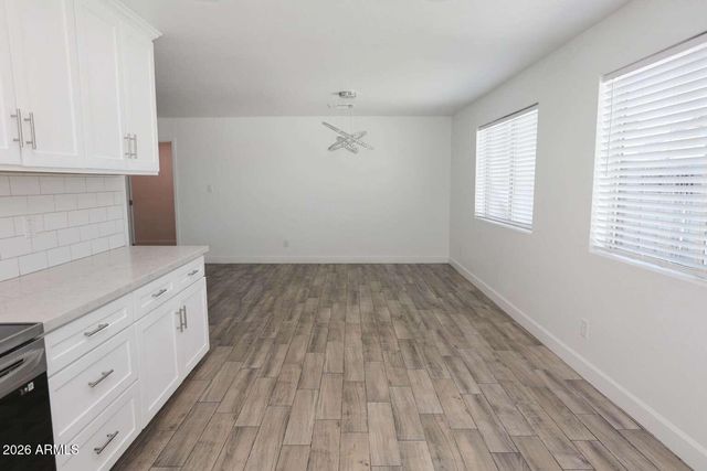 2528 W SWEETWATER Avenue, Phoenix, AZ 85029