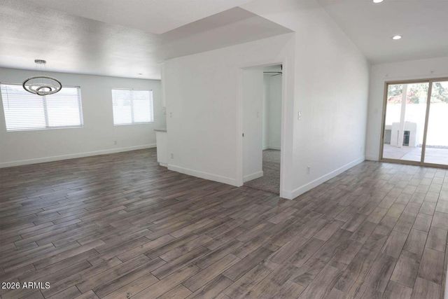 2528 W SWEETWATER Avenue, Phoenix, AZ 85029
