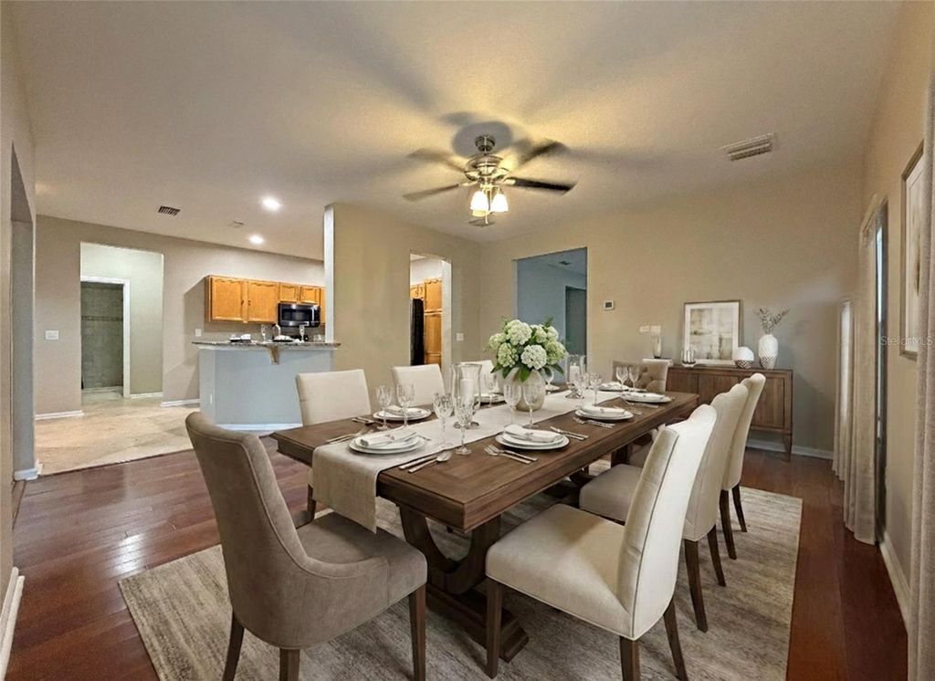 Image 13 of property listing at 14614 GRAND COVE DRIVE, Orlando, FL 32837