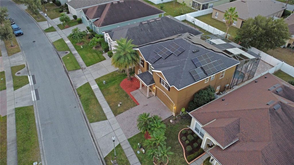 Image 3 of property listing at 14614 GRAND COVE DRIVE, Orlando, FL 32837