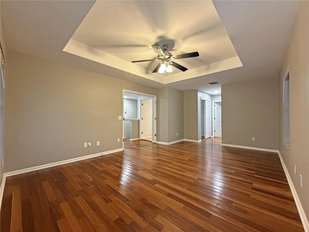 Image 26 of property listing at 14614 GRAND COVE DRIVE, Orlando, FL 32837