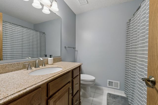 6015 Creek Ridge Court, Minnetonka, MN 55345
