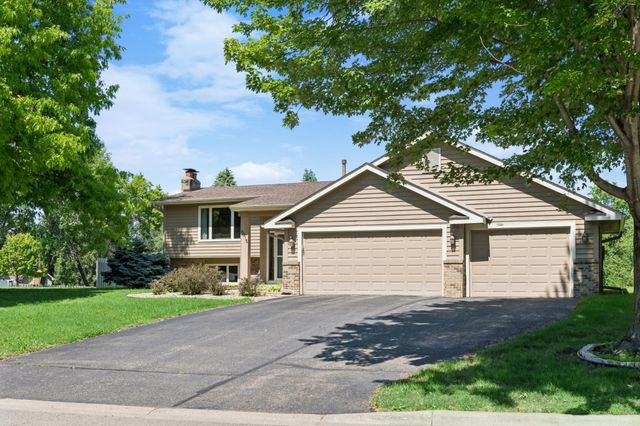 6015 Creek Ridge Court, Minnetonka, MN 55345