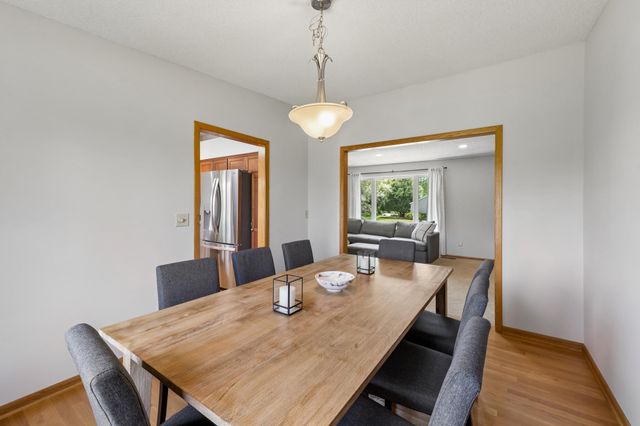 6015 Creek Ridge Court, Minnetonka, MN 55345