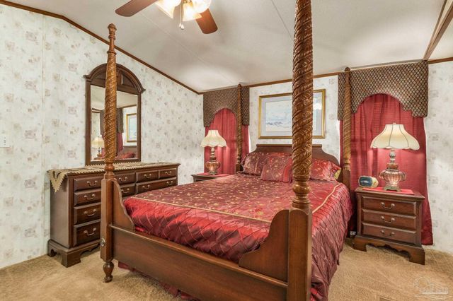 205 Bridge City Dr, Pensacola, FL 32506