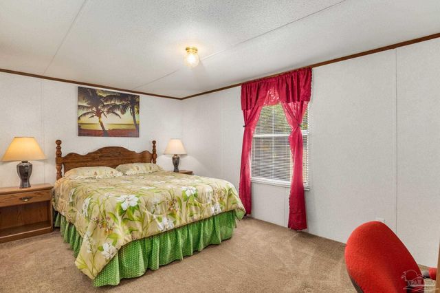 205 Bridge City Dr, Pensacola, FL 32506