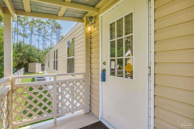 205 Bridge City Dr, Pensacola, FL 32506