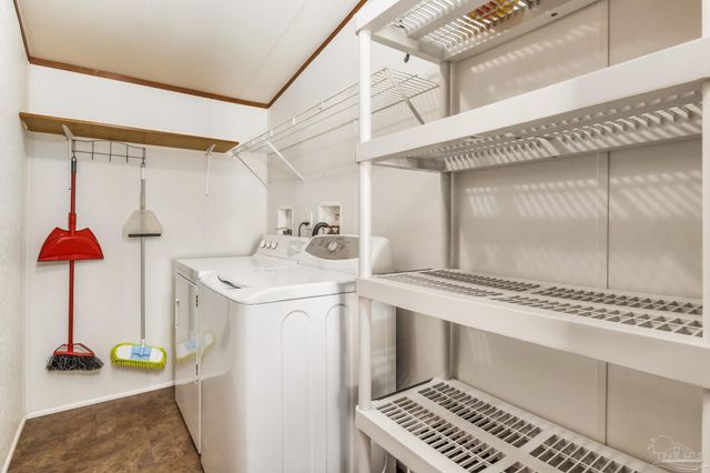 205 Bridge City Dr, Pensacola, FL 32506