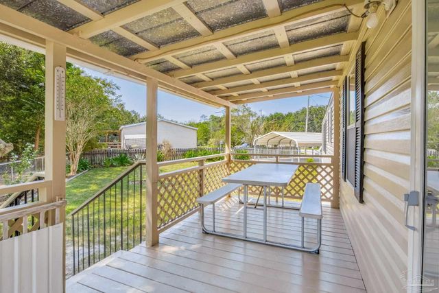 205 Bridge City Dr, Pensacola, FL 32506