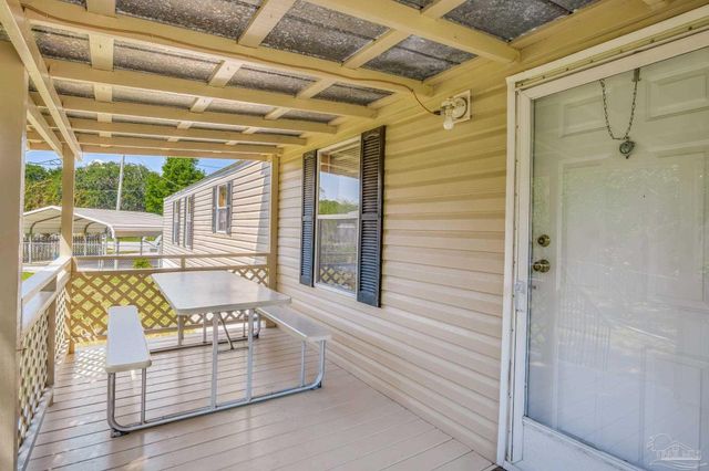 205 Bridge City Dr, Pensacola, FL 32506