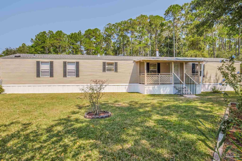 205 Bridge City Dr, Pensacola, FL 32506
