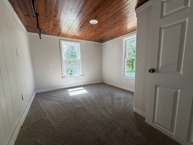 2 Wilma Ln, Chestnut Mound, TN 38552