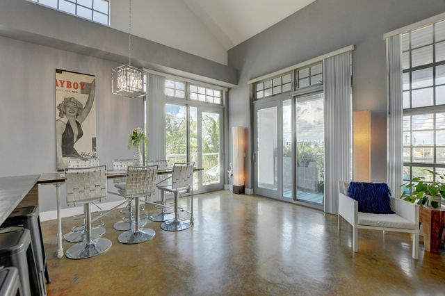 185 NE 4th Avenue 301, Delray Beach, FL 33483