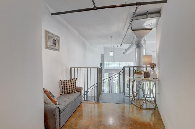 185 NE 4th Avenue 301, Delray Beach, FL 33483