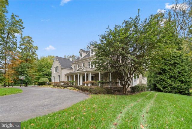 9919 LOGAN DR, Potomac, MD 20854