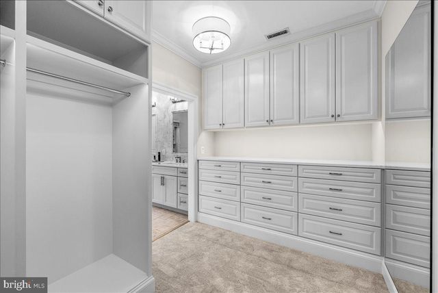 9919 LOGAN DR, Potomac, MD 20854