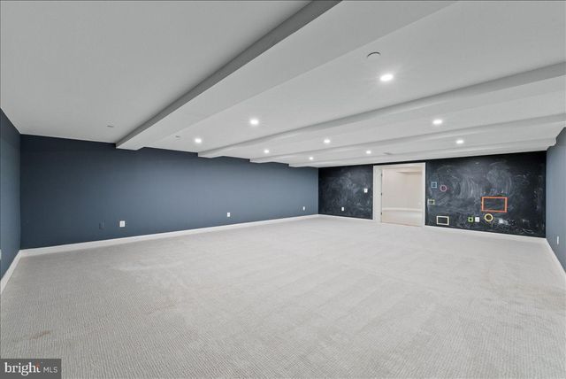 9919 LOGAN DR, Potomac, MD 20854