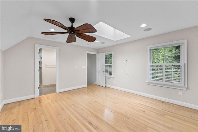 9919 LOGAN DR, Potomac, MD 20854