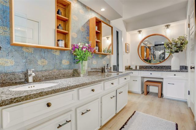 1607 Park Haven Drive, Houston, TX 77077