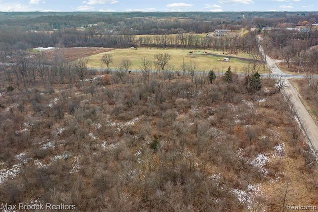 5024 E Joy Road, Ann Arbor, MI 48105