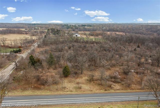 5024 E Joy Road, Ann Arbor, MI 48105