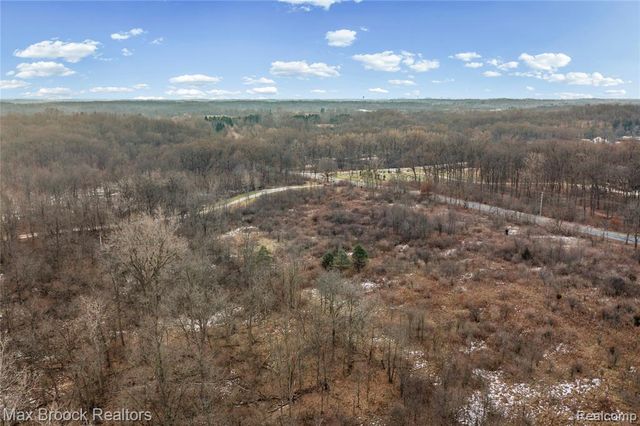 5024 E Joy Road, Ann Arbor, MI 48105