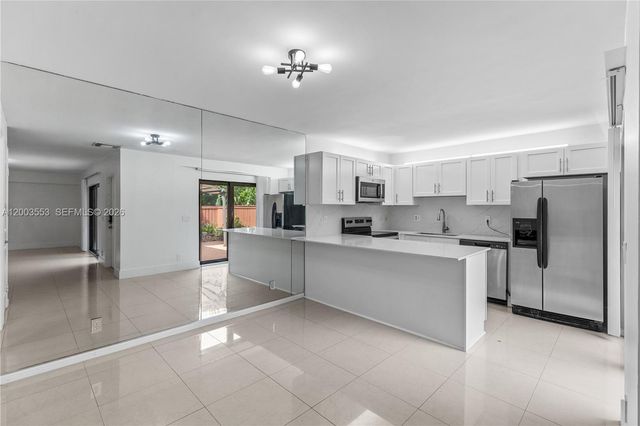 2971 SW 11th Pl, Deerfield Beach, FL 33442