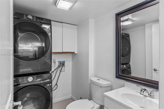 2971 SW 11th Pl, Deerfield Beach, FL 33442